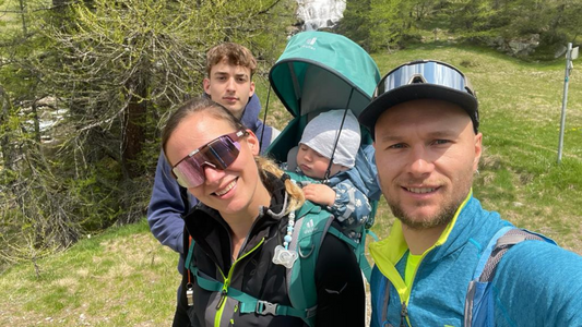 20 Benefici del trekking domenicale per la tua famiglia con bambini piccoli