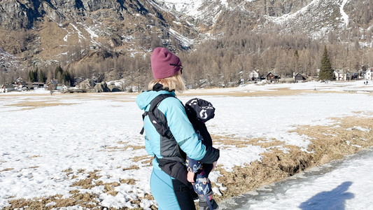 Trekking con neonati: consigli per vivere la montagna con i più piccoli